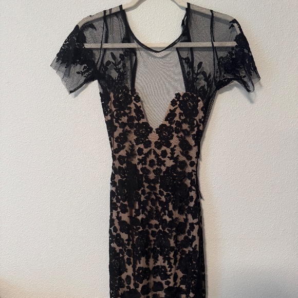 For Love & Lemons Gown - Picture 3 of 15